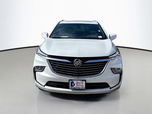 Used 2023 Buick Enclave Essence w/ Experience Buick Package FWD image 2