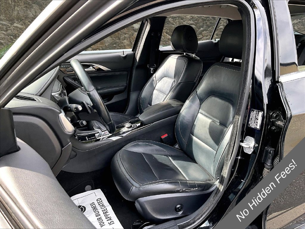 Used 2017 INFINITI QX30 AWD image 21