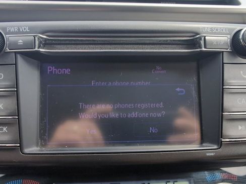 Used 2013 Toyota RAV4 Limited AWD/4WD image 24