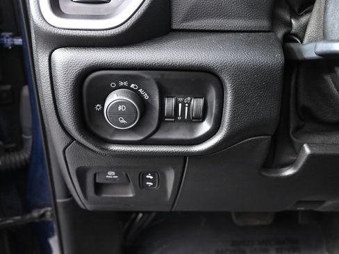 Used 2019 RAM 1500 Big Horn AWD/4WD image 23