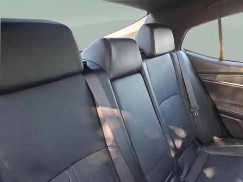 Used 2025 Toyota Camry XSE w/ Premium Plus Package image 30