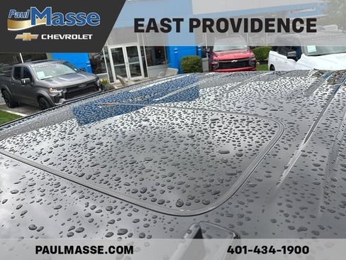 Used 2023 Chevrolet Silverado 1500 High Country w/ High Country Premium Package AWD/4WD image 11