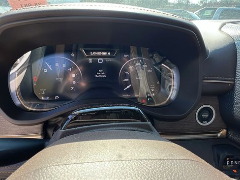 Used 2025 RAM 1500 Limited image 30