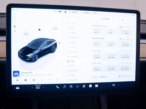 Used 2024 Tesla Model Y Long Range image 24