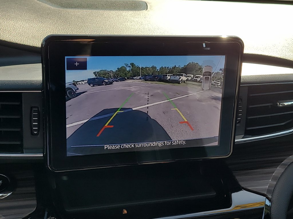 Certified 2024 Ford Explorer Limited RWD image 22