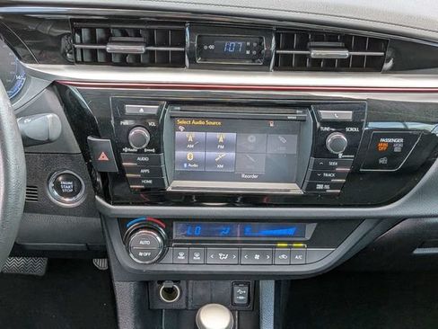 Used 2016 Toyota Corolla S Special Edition FWD image 17