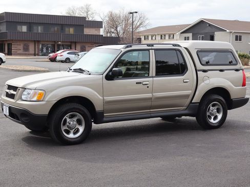 Used 2004 Ford Explorer Sport Trac XLT image 10