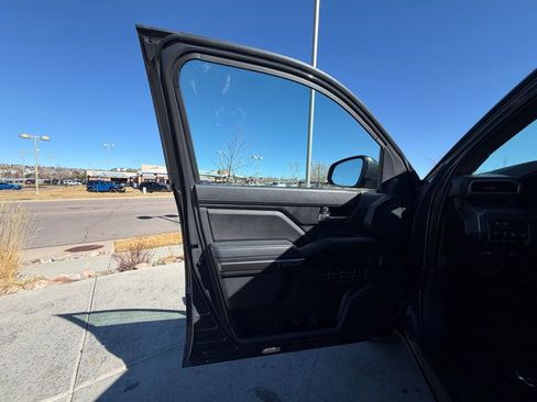 Used 2024 Toyota Tacoma TRD Off-Road w/ TRD Off Road Premium Package image 10