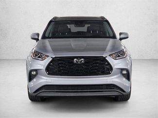 Used 2021 Toyota Highlander XLE video 2