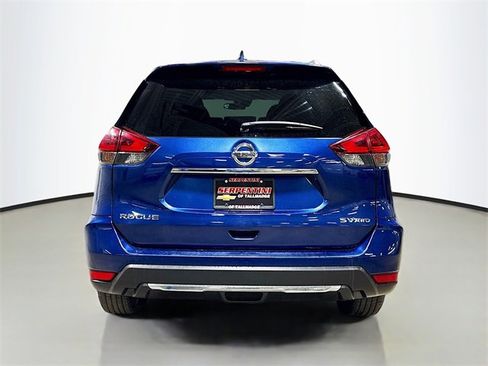 Used 2020 Nissan Rogue SV image 8