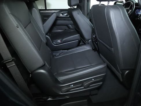Used 2022 Chevrolet Tahoe Z71 w/ Z71 Off-Road Package AWD/4WD image 37