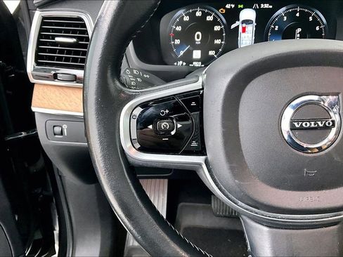 Used 2017 Volvo XC90 T6 Inscription w/ Vision Package image 26