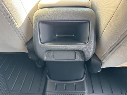 Certified 2026 Honda HR-V LX image 15