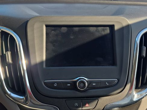 Used 2024 Chevrolet Equinox LT w/ LPO, Floor Liner Package image 10