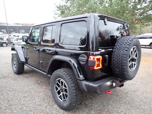 New 2026 Jeep Wrangler Unlimited Rubicon w/ Safety Group image 3