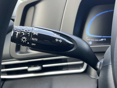 New 2026 Hyundai Elantra SE FWD image 27