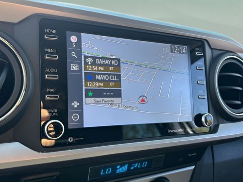 Used 2023 Toyota Tacoma TRD Sport image 23