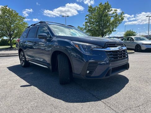 Used 2023 Subaru Ascent Limited AWD/4WD image 12
