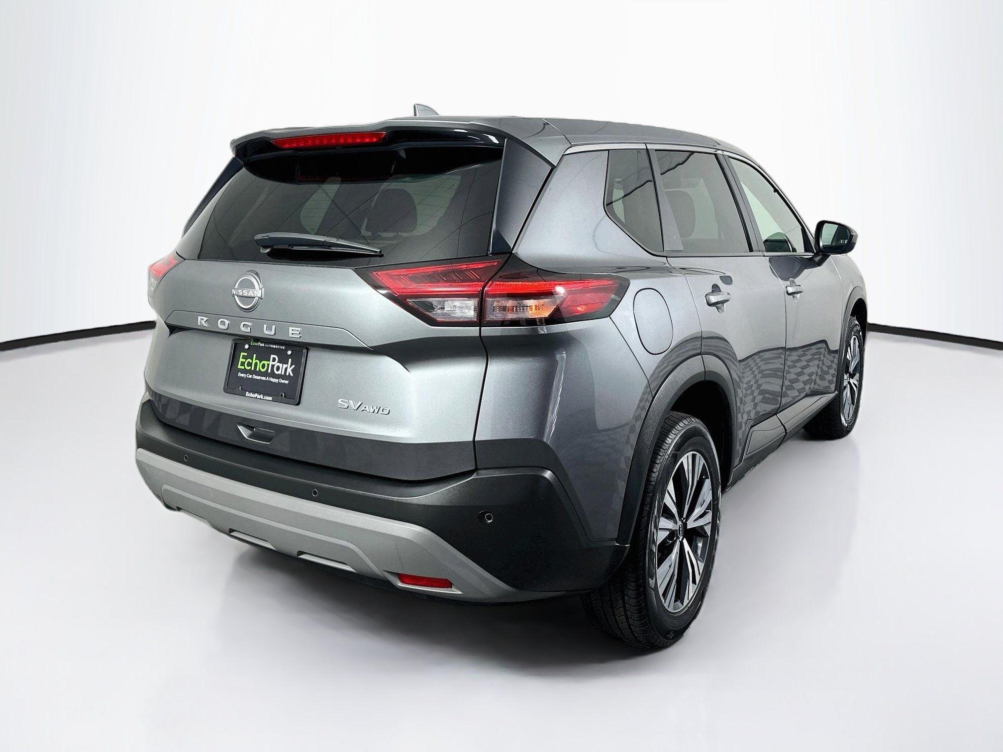 Used 2023 Nissan Rogue SV AWD/4WD image 9