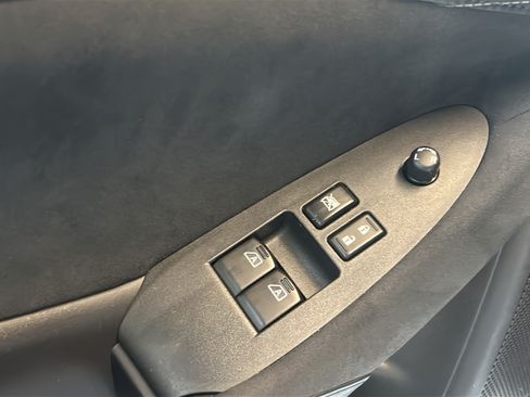 Used 2025 Nissan Z NISMO w/ Floor Mat Package RWD image 17