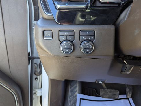 Used 2024 Chevrolet Silverado 1500 RST AWD/4WD image 14