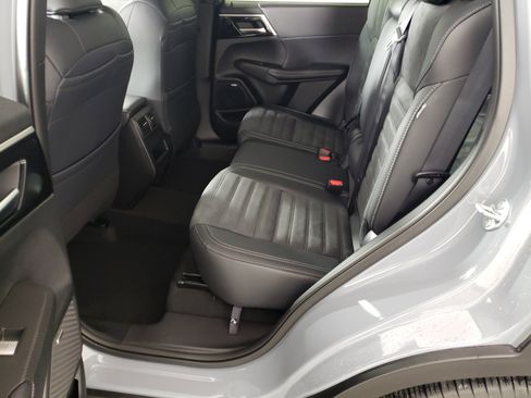 New 2026 Mitsubishi Outlander Trail Edition image 12