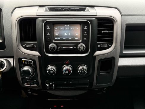 Used 2019 RAM 1500 Express AWD/4WD image 21