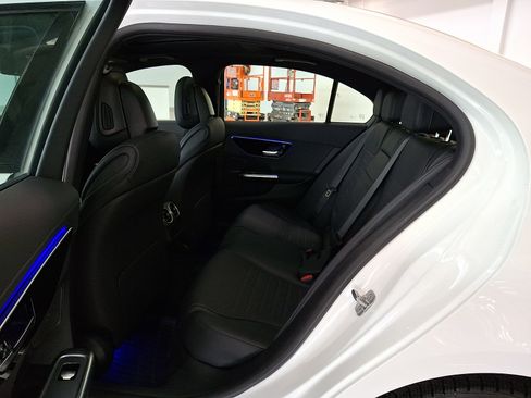Certified 2026 Mercedes-Benz C 300 4MATIC Sedan image 10