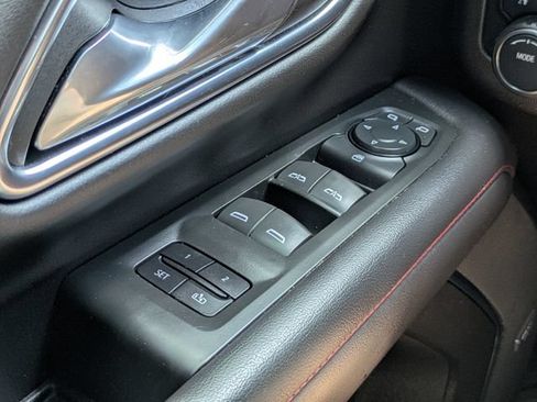 Used 2021 Chevrolet Tahoe RST AWD/4WD image 27