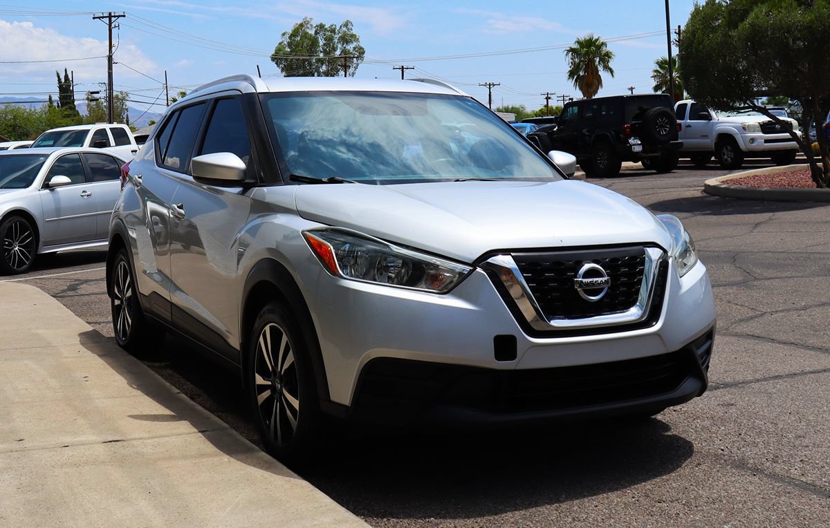 Used 2018 Nissan Kicks SV FWD image 14