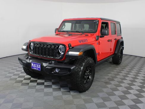 Used 2025 Jeep Wrangler Unlimited Sport S 4xe AWD/4WD image 19