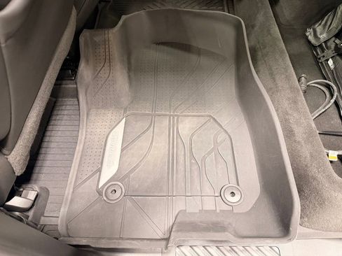 Used 2023 Chevrolet Silverado 3500 High Country image 28