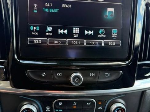 Used 2018 Chevrolet Traverse LT AWD/4WD image 23