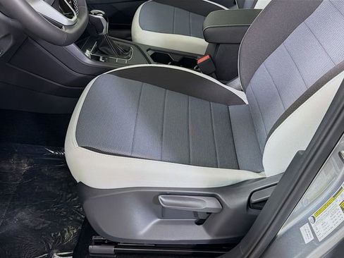 New 2026 Volkswagen Taos S image 19