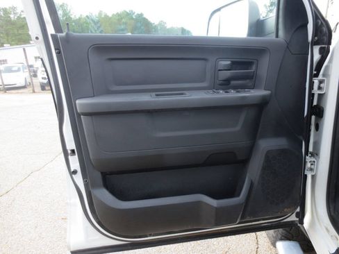 Used 2017 RAM 3500 Tradesman AWD/4WD image 17