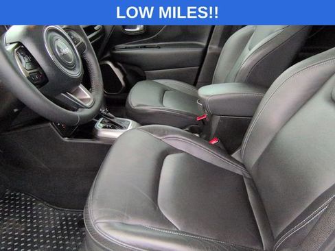 Used 2022 Jeep Renegade Limited w/ Sun, Sound & Wheels Group AWD/4WD image 27