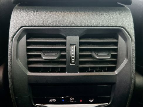 Used 2025 BMW 330i Sedan image 28