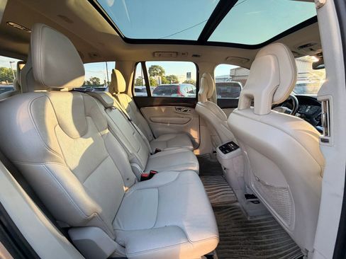 Used 2016 Volvo XC90 T6 Momentum w/ Momentum Plus Package AWD/4WD image 25