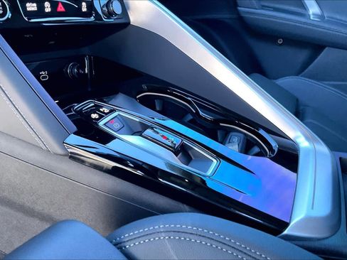 Certified 2025 Audi Q5 Prestige image 15