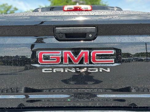 New 2026 GMC Canyon AT4 w/ AT4 Premium Package AWD/4WD image 37