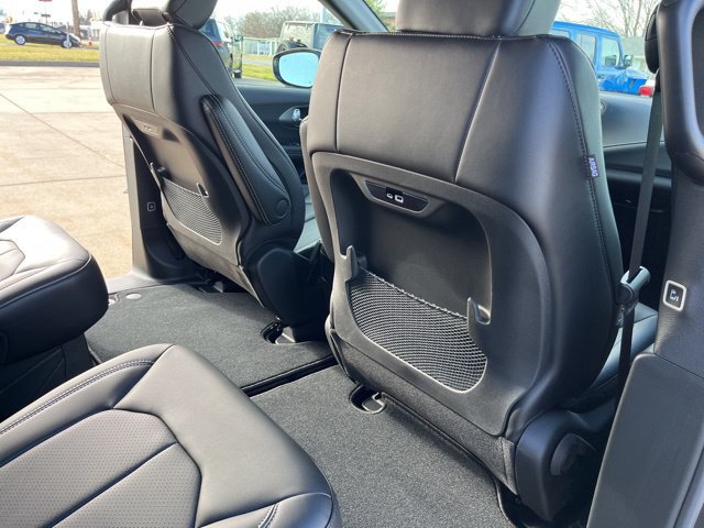 New 2026 Chrysler Pacifica Select w/ S Appearance Package FWD image 20