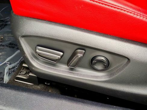 Used 2021 Toyota Camry XSE image 12