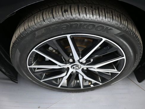 Certified 2022 Toyota Camry SE image 14