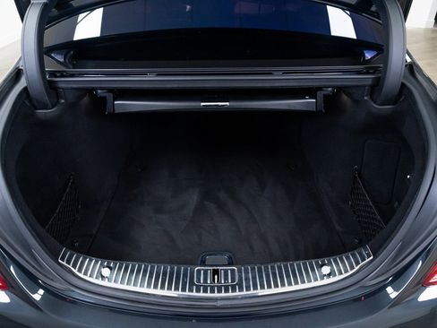 Used 2015 Mercedes-Benz S 550 Sedan image 8
