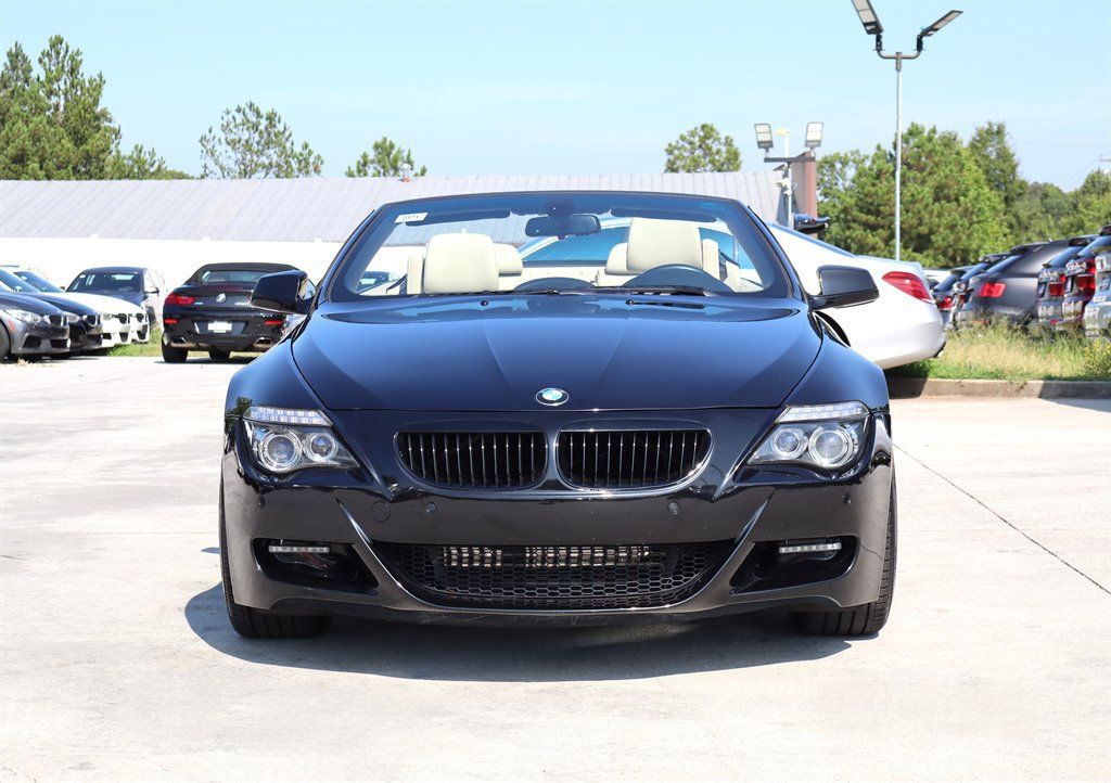 Used 2010 BMW 650i Convertible RWD image 2