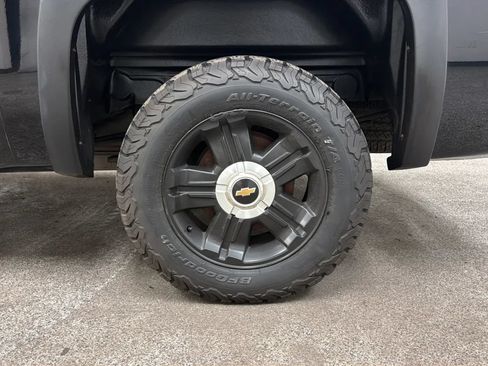 Used 2013 Chevrolet Silverado 1500 LT w/ All-Star Edition AWD/4WD image 24