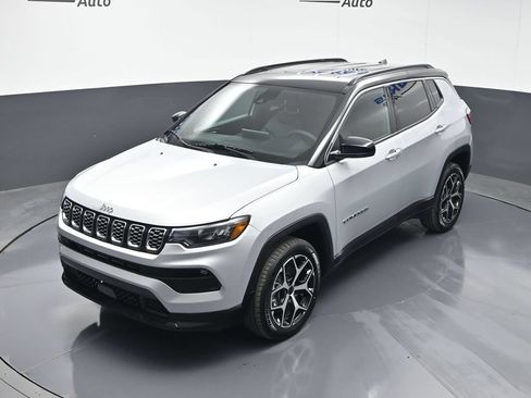 Used 2025 Jeep Compass Limited AWD/4WD image 46