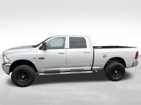 Used 2011 RAM 2500 Big Horn AWD/4WD image 2