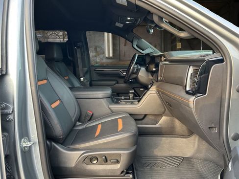 Used 2023 GMC Sierra 1500 AT4 w/ AT4 Premium Package image 29