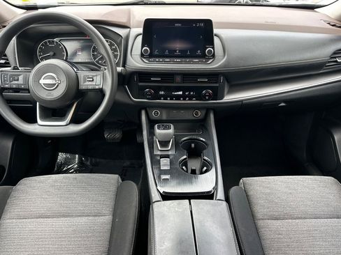 Used 2023 Nissan Rogue SV FWD image 16